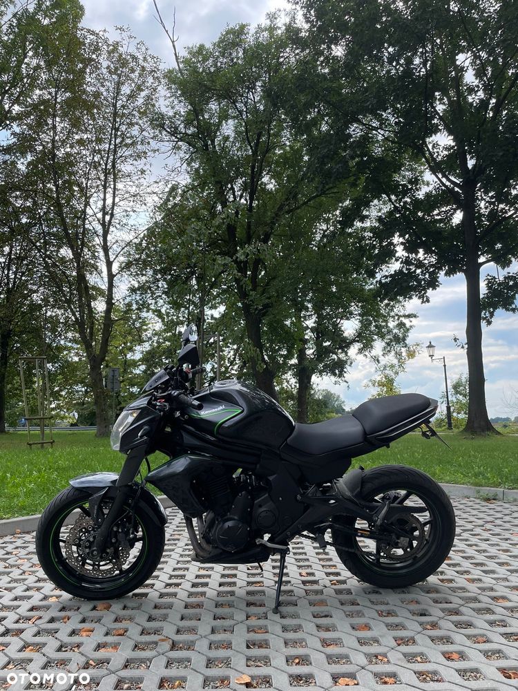 Kawasaki ER - 8