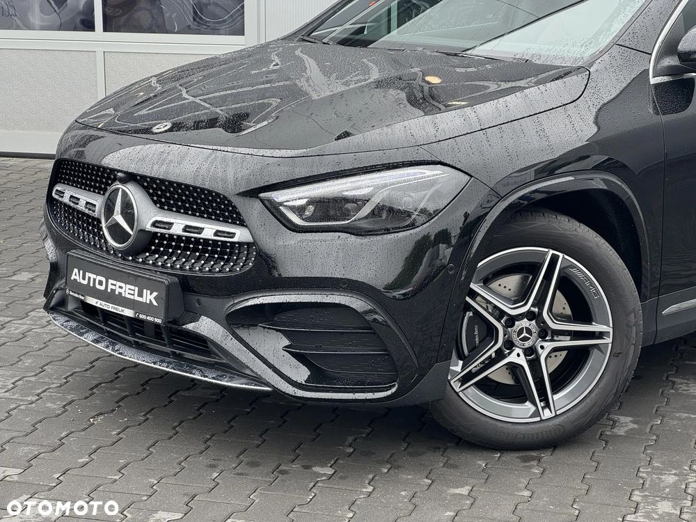 Mercedes-Benz GLA 200 AMG Line - 3