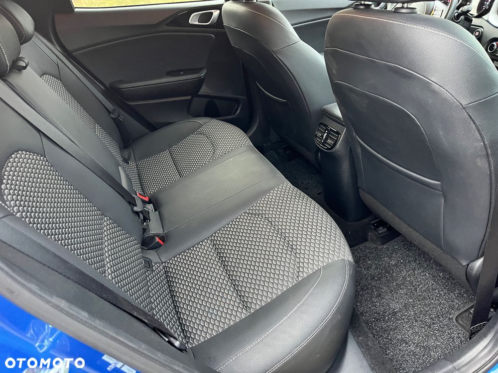 Kia XCeed 1.5 T-GDI Business Line DCT - 15