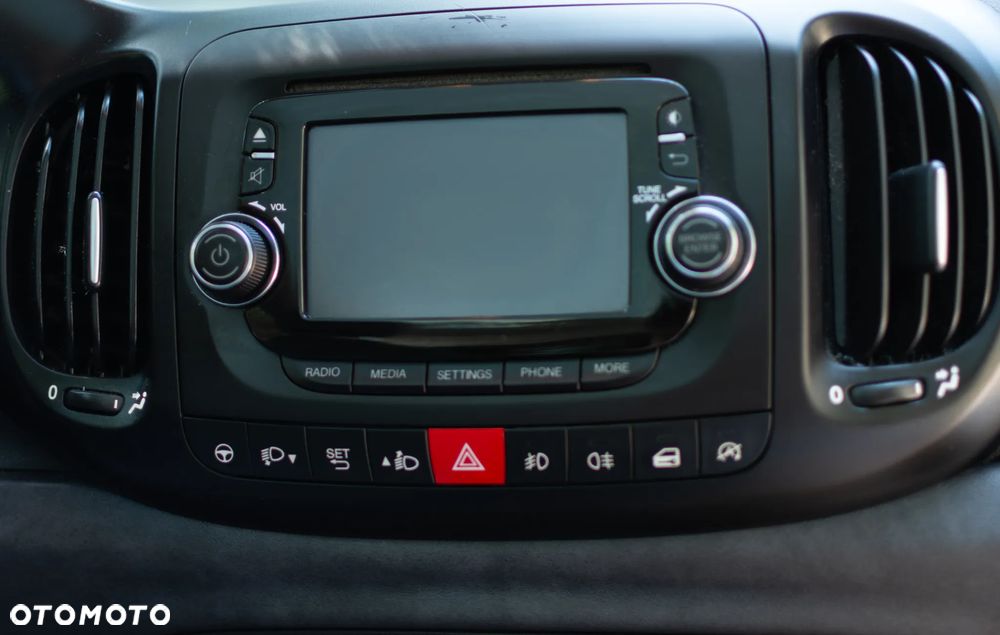 Fiat 500L 1.6 Multijet Trekking S&S - 23
