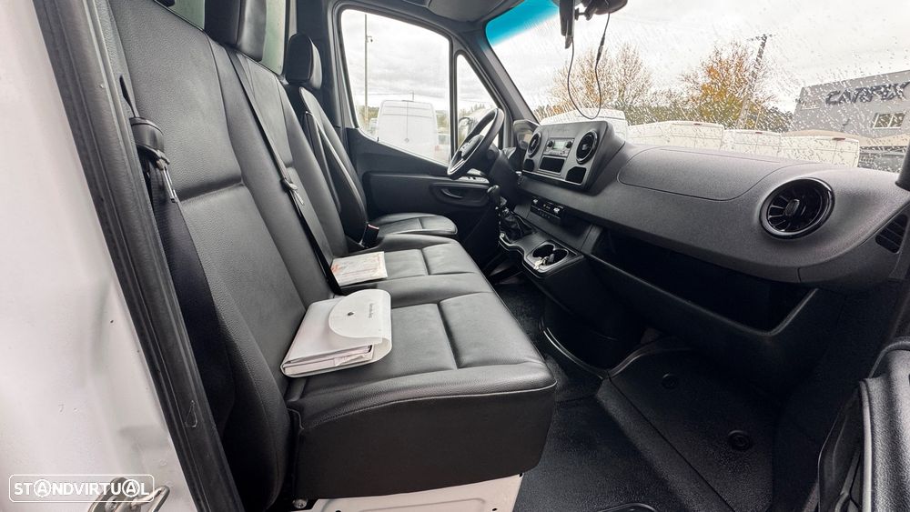 Mercedes-Benz Sprinter 315 CDI/43 C/ Plataforma Elevatória - 20