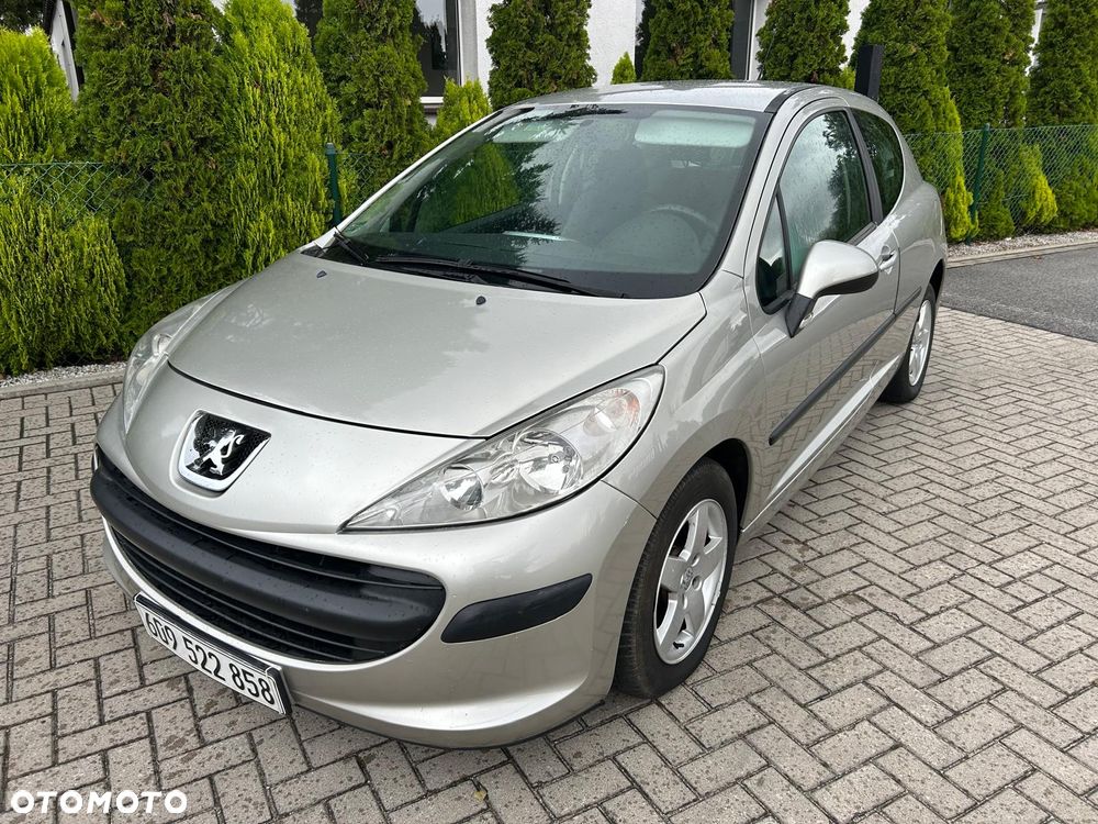 Peugeot 207 1.4 Presence Grand Prix - 22