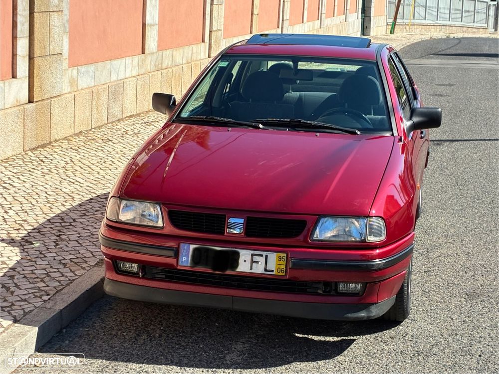SEAT Cordoba 1.4i - 11