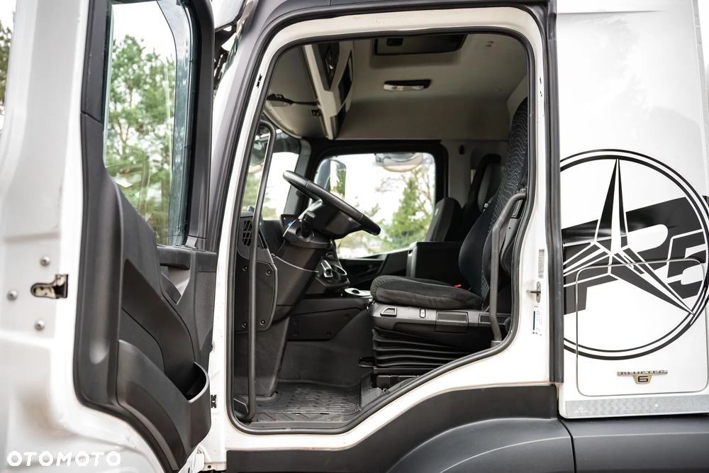 Mercedes-Benz Arocs 3746 MP5 10m3 rok 2022 Putzmeister - 24