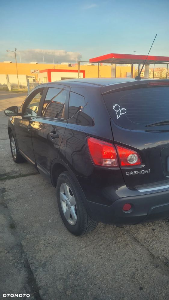 Nissan Qashqai 2.0 dCi 4x4 Tekna Premium - 11