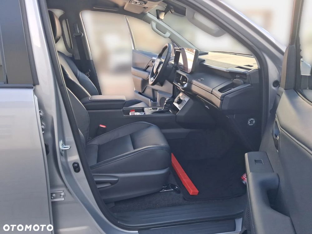 Toyota Hilux - 8