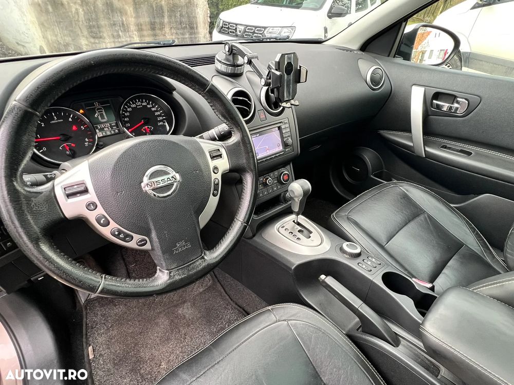 Nissan Qashqai 2.0 dCi DPF 4x4 Aut tekna - 14