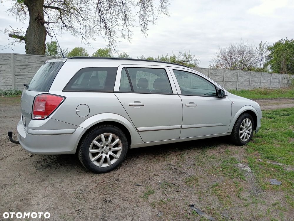 Opel Astra 1.8 Enjoy - 4