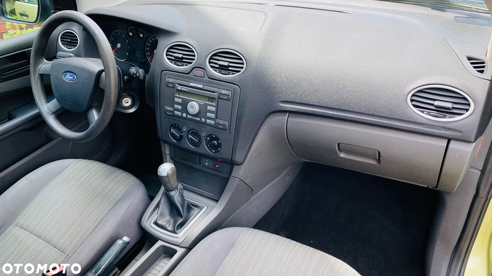 Ford Focus - 12