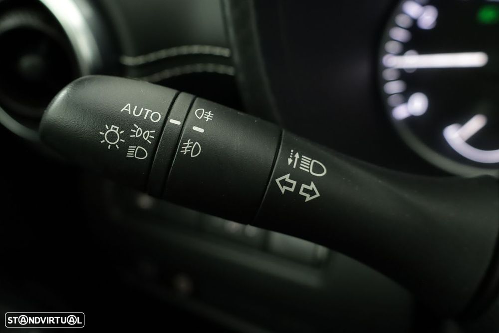 Nissan Juke 1.0 DIG-T N-Connecta DCT - 17