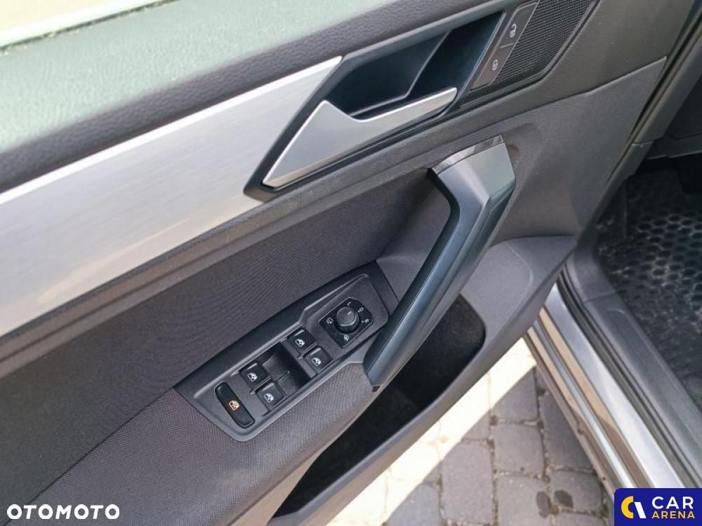 Volkswagen Tiguan - 19