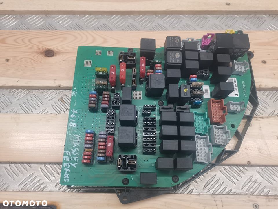 Massey Ferguson 7618 {Płyta przekaźnikowa 4350976M3-03} - 6