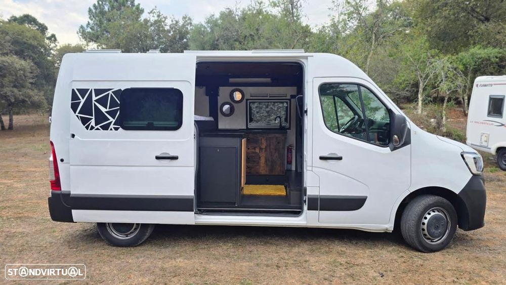 Renault Master Camper Van - 4