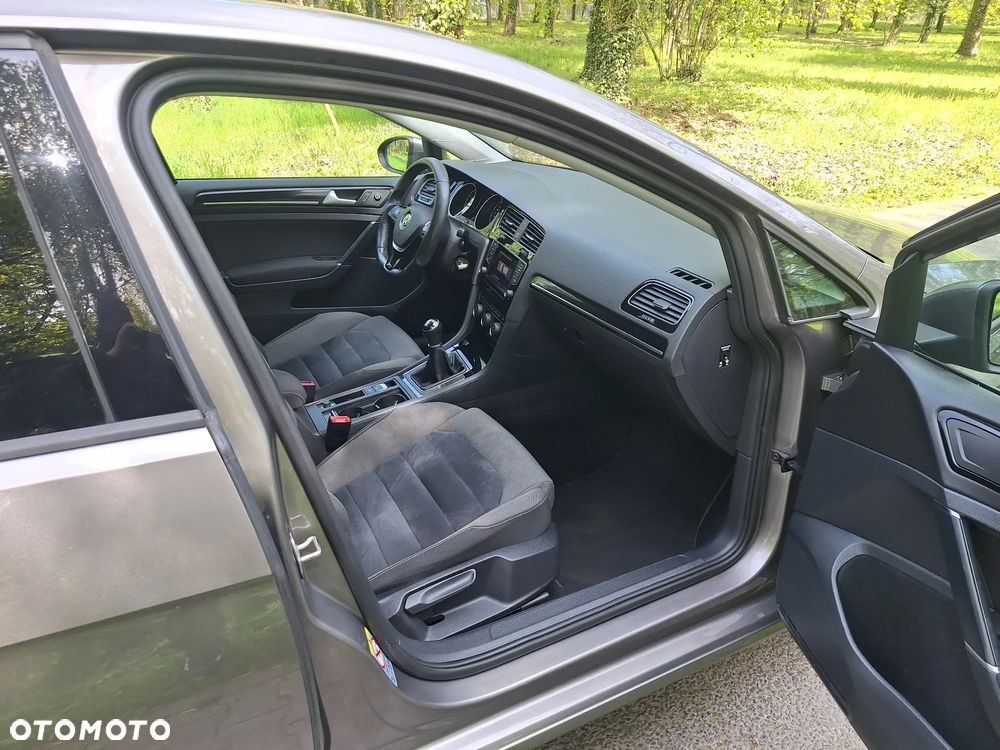 Volkswagen Golf 1.4 TSI BMT Highline - 14