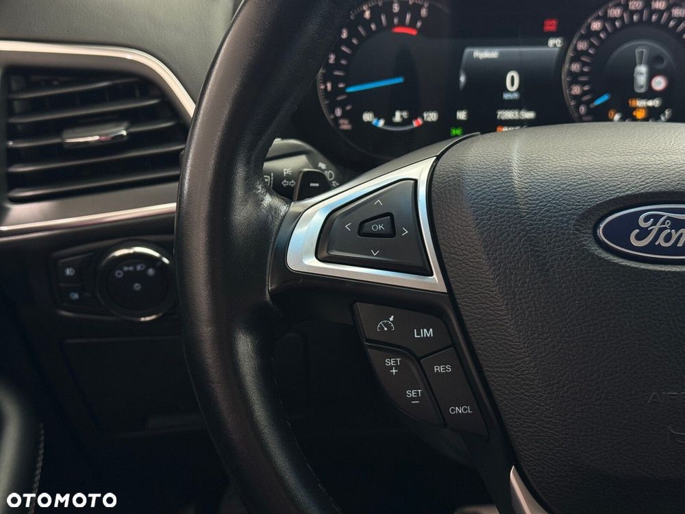 Ford Edge - 21