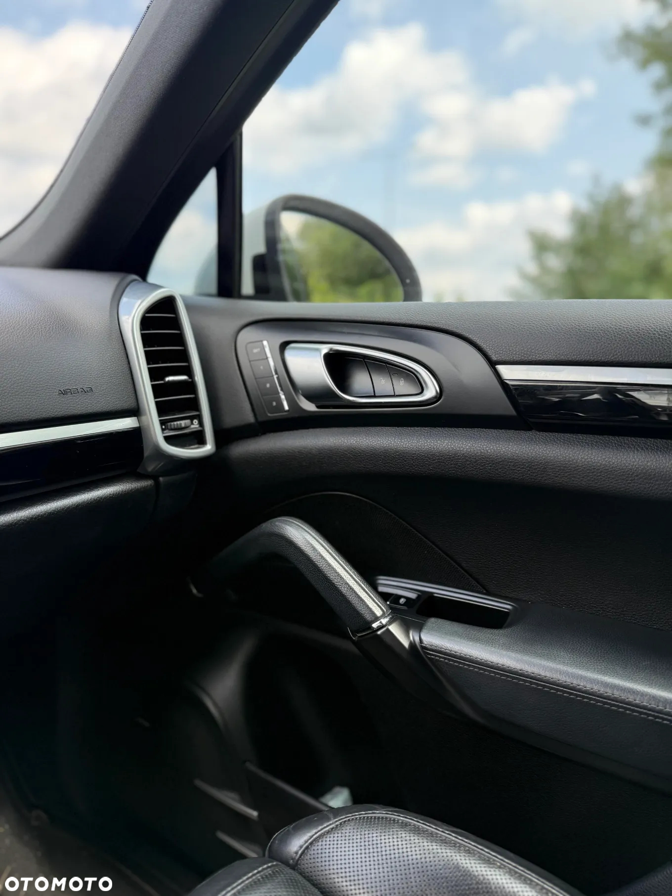 Porsche Cayenne - 13