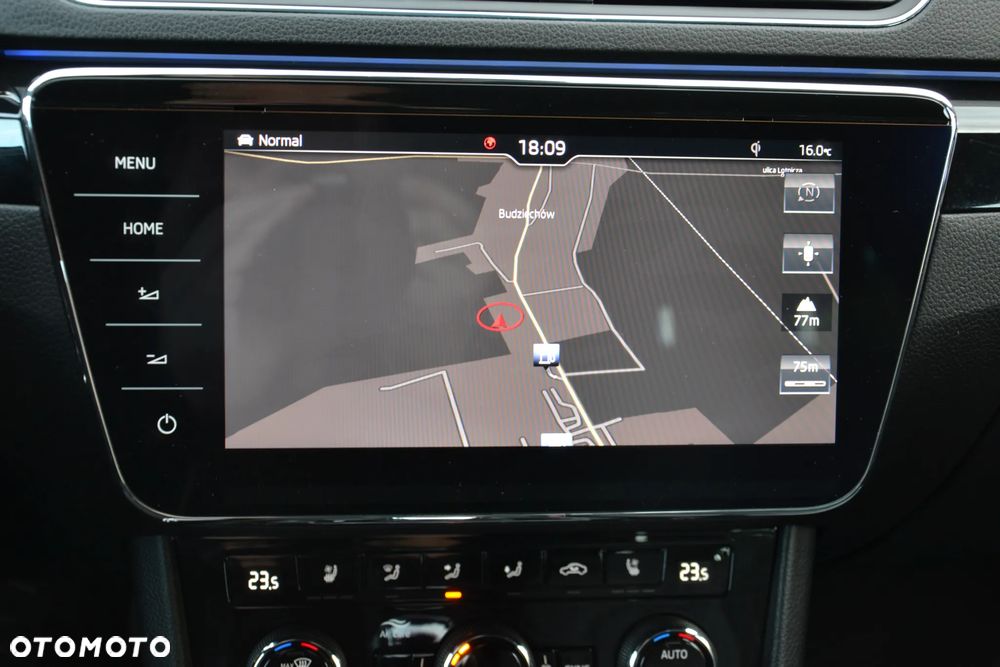 Skoda Superb Combi 2.0 TDI 4x4 DSG L&K - 30
