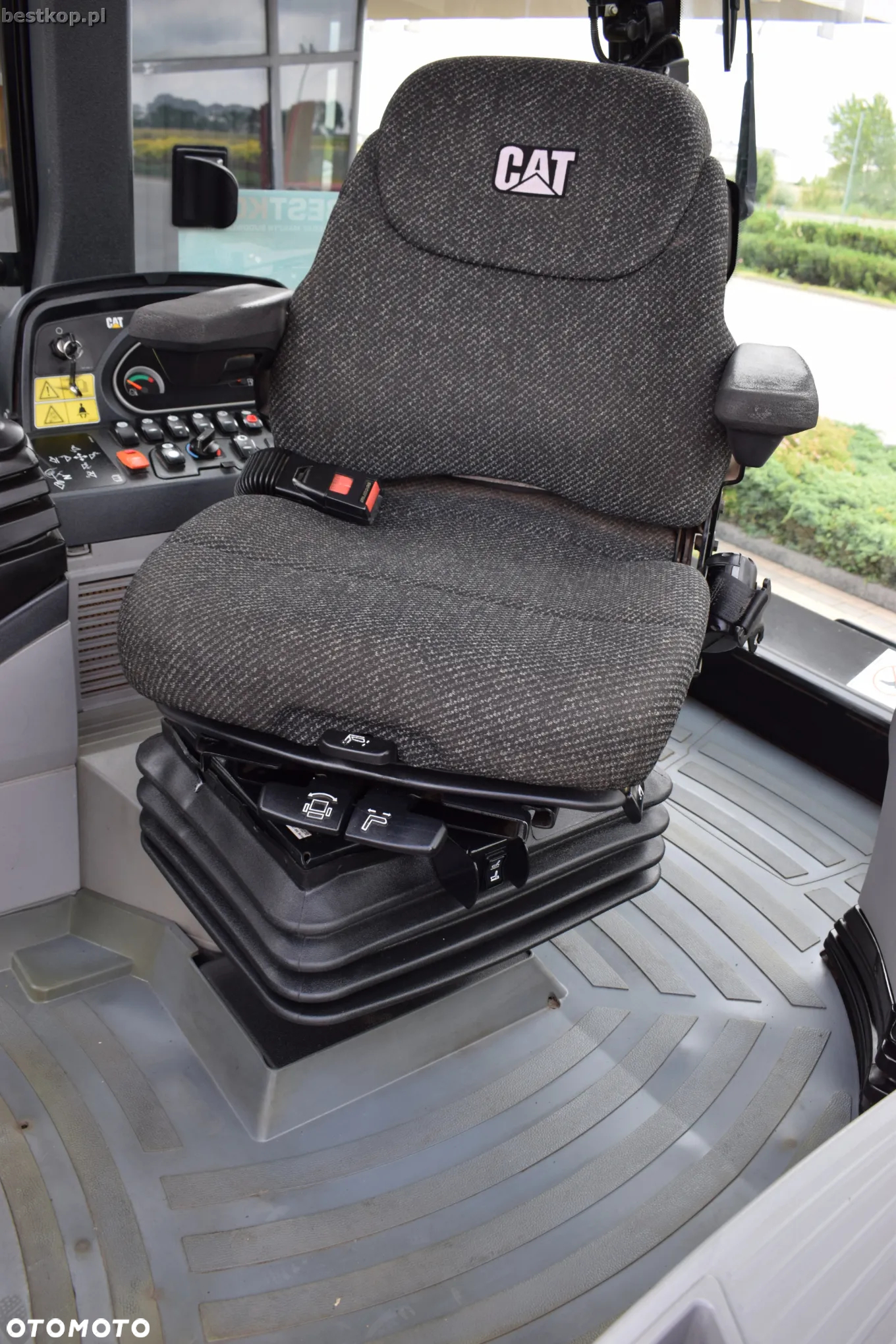 Caterpillar CAT 432E Premier - 24