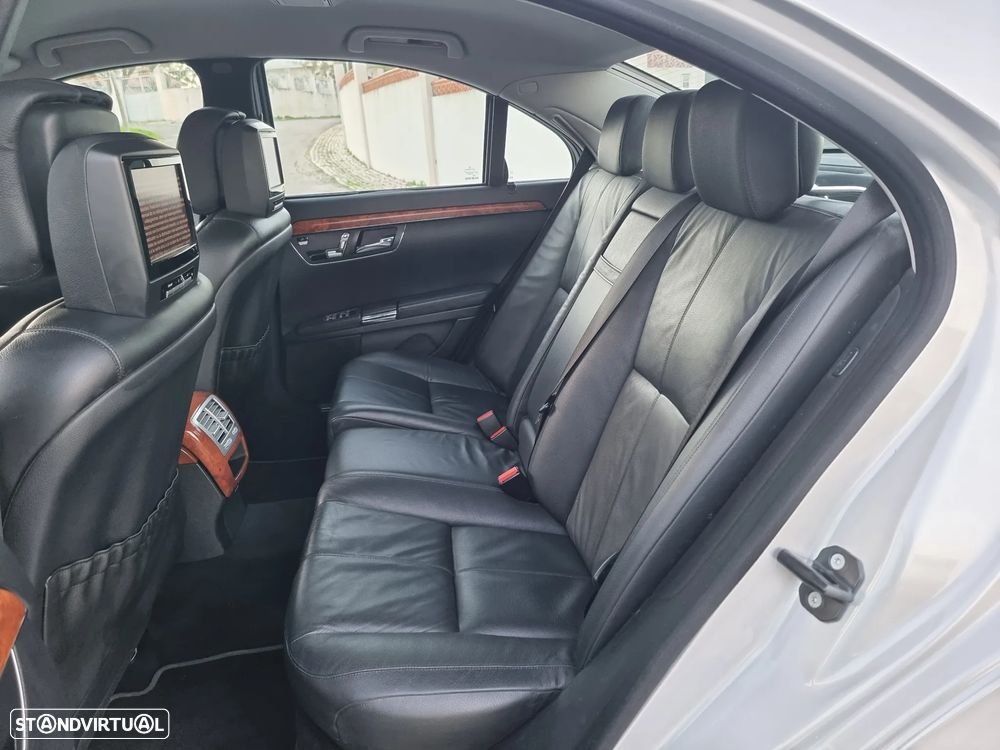 Mercedes-Benz S 320 CDi - 12