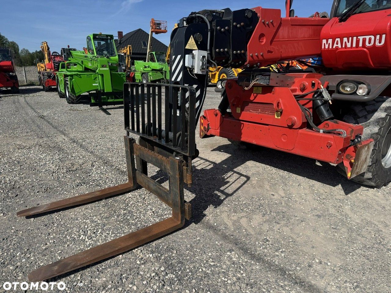 Manitou MRT 2150 + ROTO Ładowarka Teleskopowa Obrotowa 2550 - 5