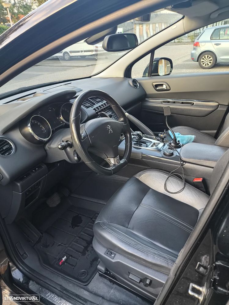 Peugeot 3008 2.0 HDi Hybrid4 - 1