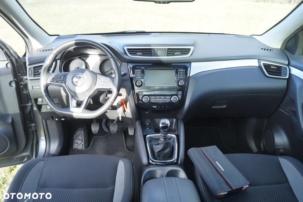 Nissan Qashqai - 11