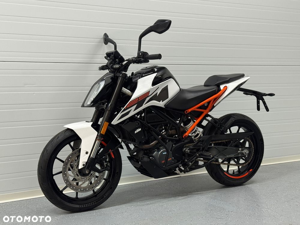 KTM Duke - 13