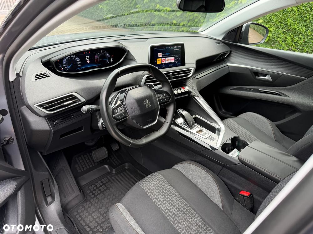 Peugeot 5008 1.6 THP Active S&S EAT6 - 39