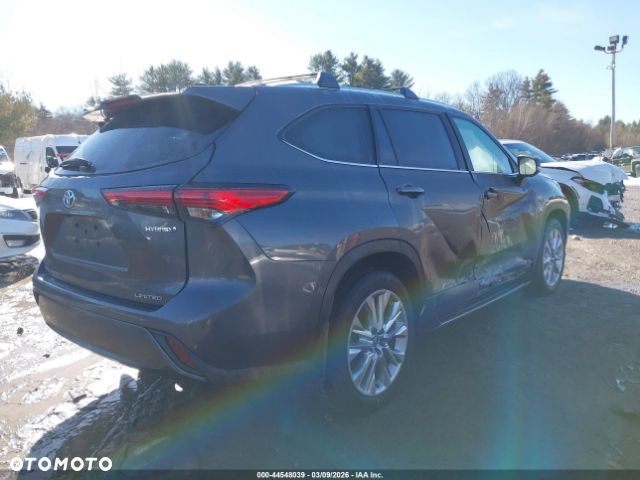 Toyota Highlander - 4