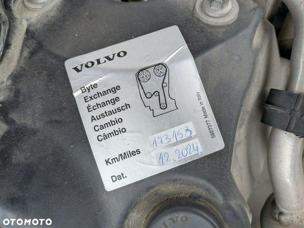 Volvo V90 D5 SCR AWD Momentum Pro - 34
