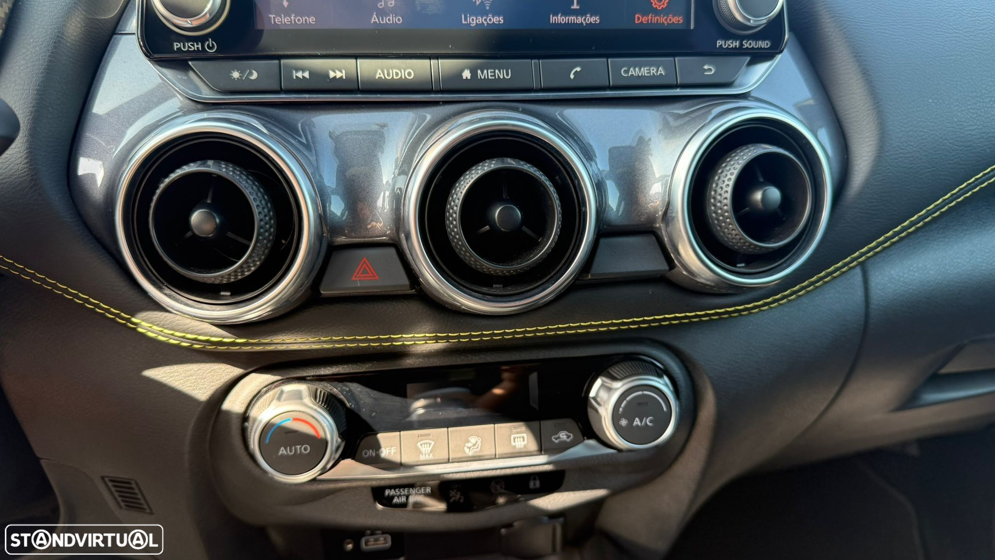 Nissan Juke 1.0 DIG-T Kiiro - 43