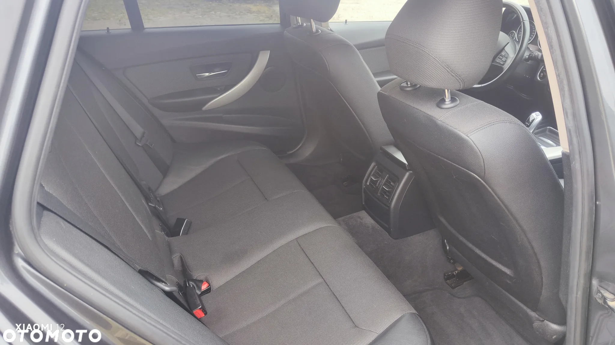 BMW Seria 3 320d Touring Sport Line - 10