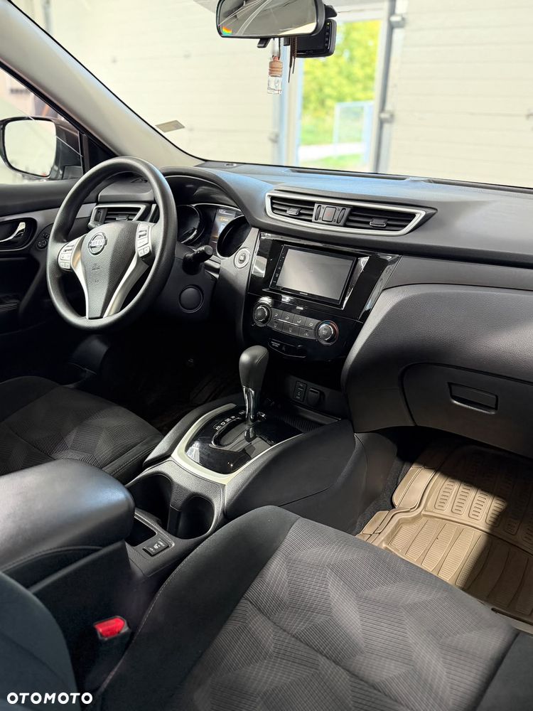 Nissan Rogue - 14