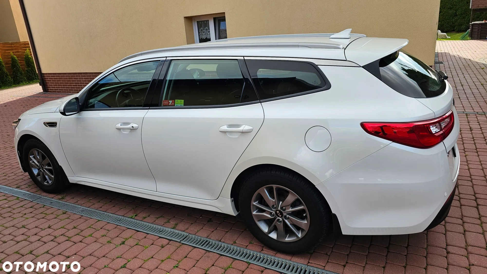 Kia Optima 1.7 CRDI L DCT - 30
