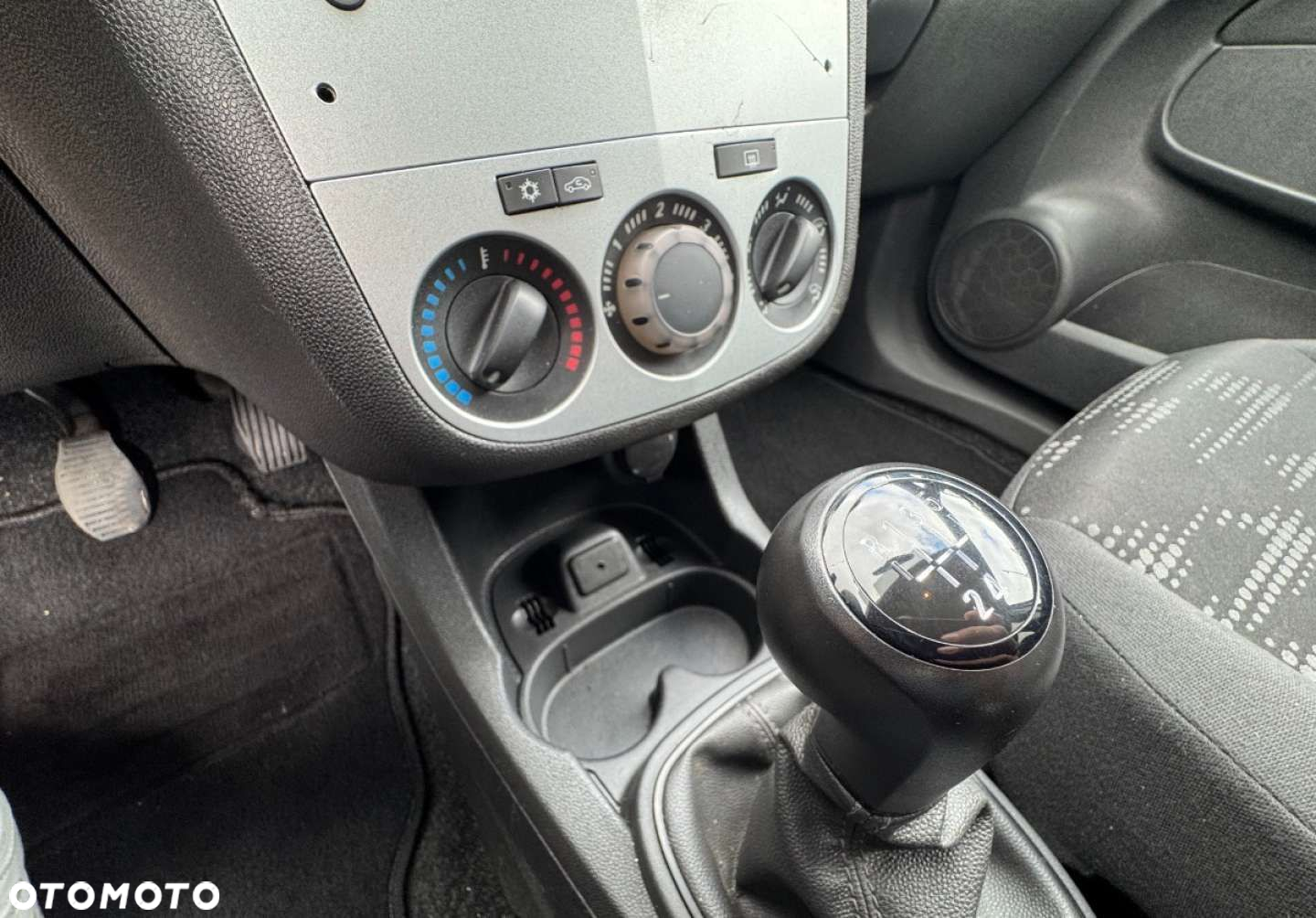 Opel Corsa - 16