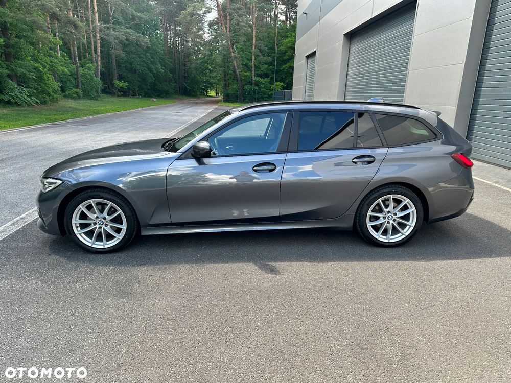 BMW Seria 3 320d xDrive MHEV Sport Line - 7