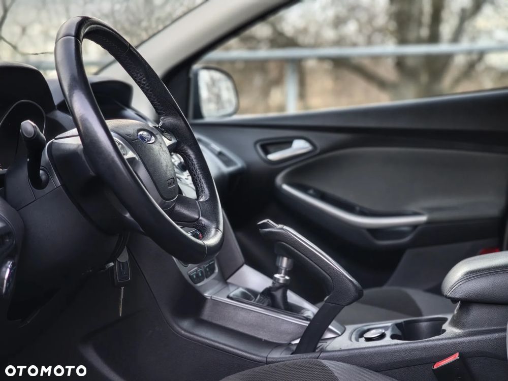 Ford Focus 1.6 TDCi Ambiente - 9