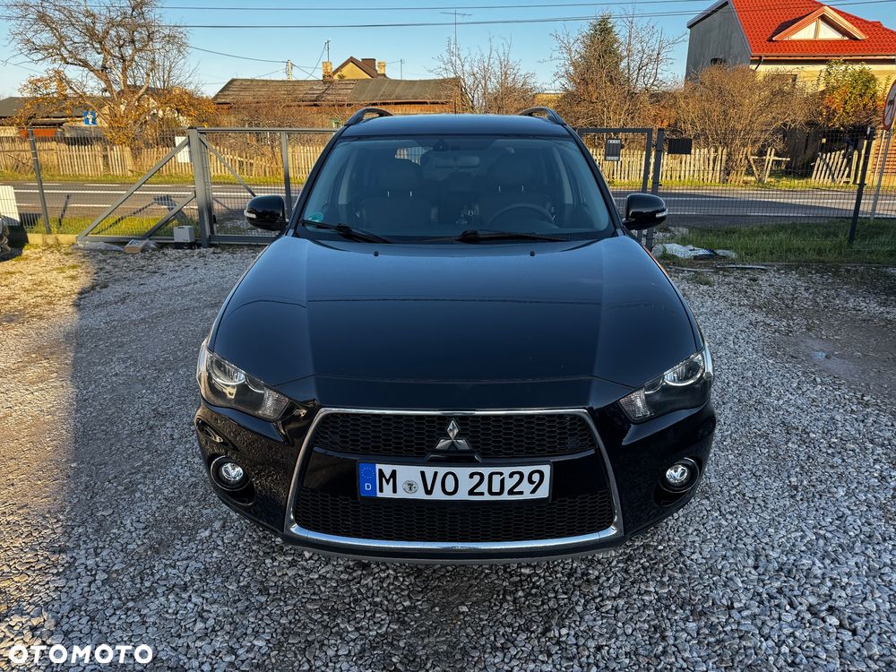 Mitsubishi Outlander 2.0 2WD Invite - 2