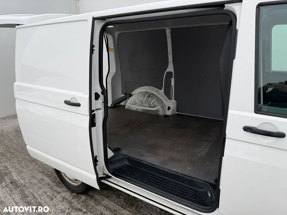 Volkswagen Transporter T6.1 Kurz Plus Comfortline - 6