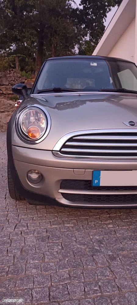 MINI 3 Portas Cooper D - 2