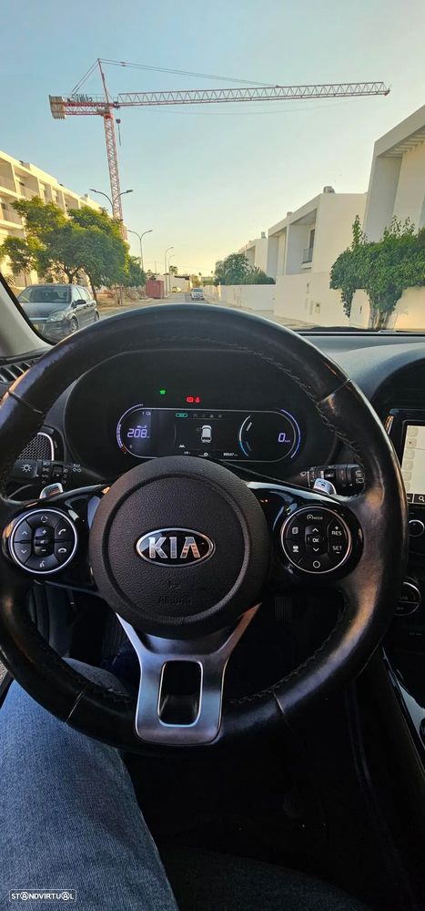 Kia e-Soul 64kWh - 8