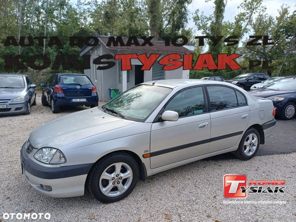 Toyota Avensis - 1