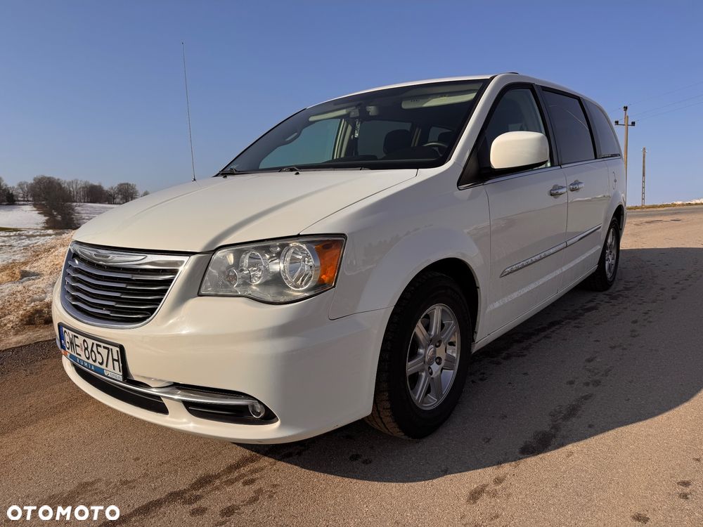 Chrysler Town & Country 3.6 Touring - 30