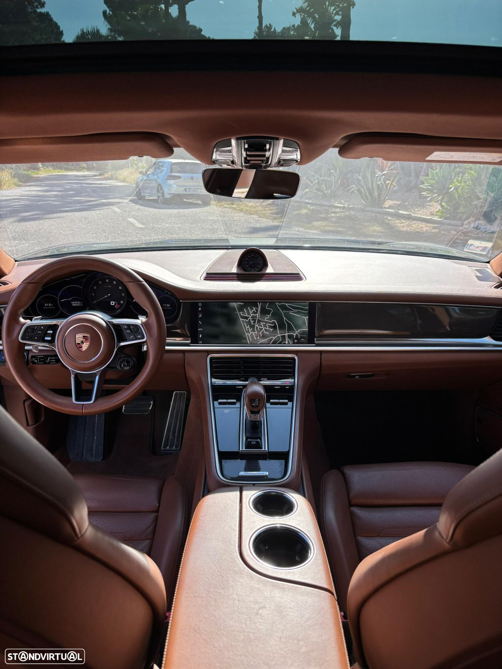 Porsche Panamera 4 E-Hybrid - 12