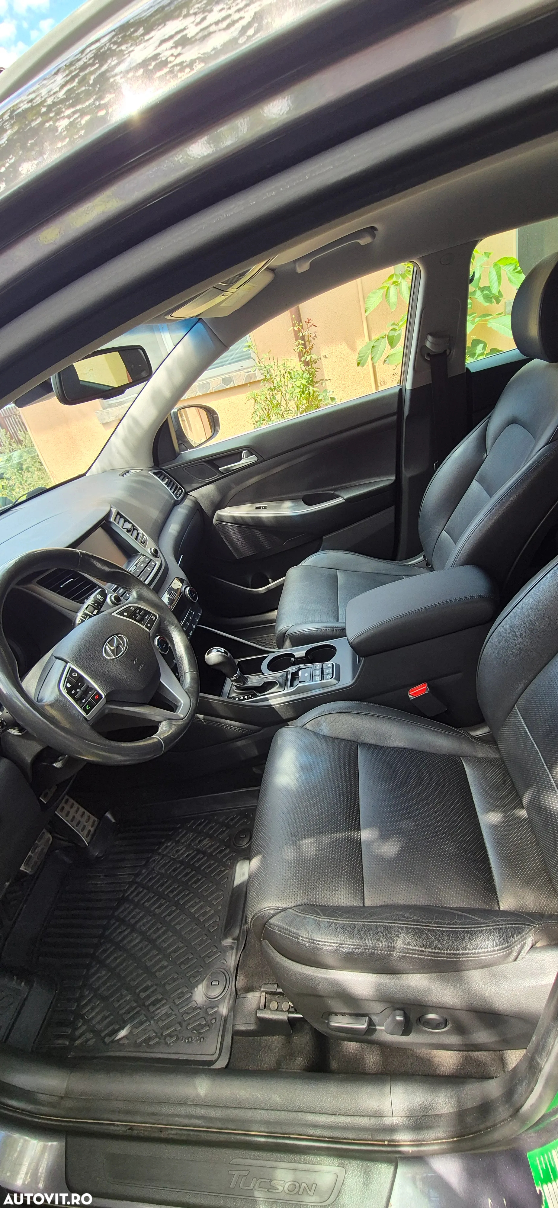 Hyundai Tucson 2.0 CRDI 4WD 8AT Premium - 7