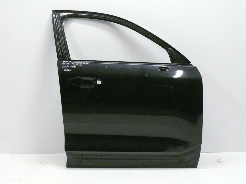 DRZWI PRZEDNIE PRAWE VOLVO XC40 II 2018 2023 - 1