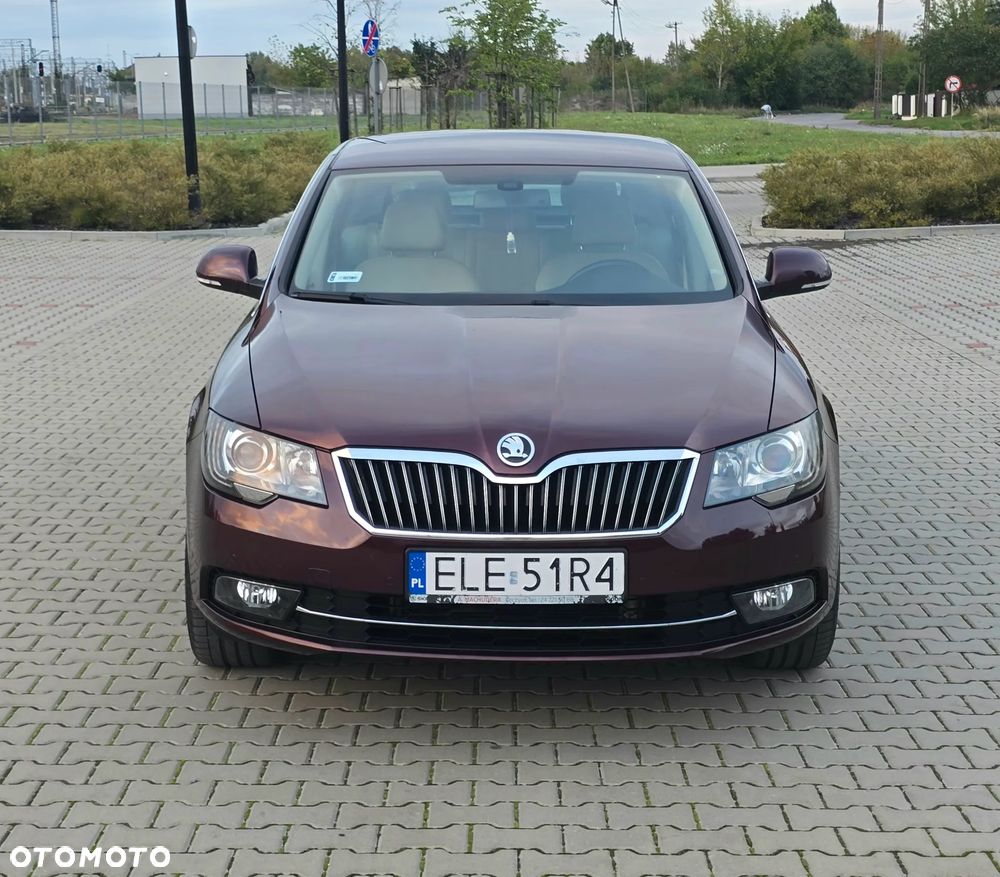 Skoda Superb 1.8 TSI Elegance DSG - 11