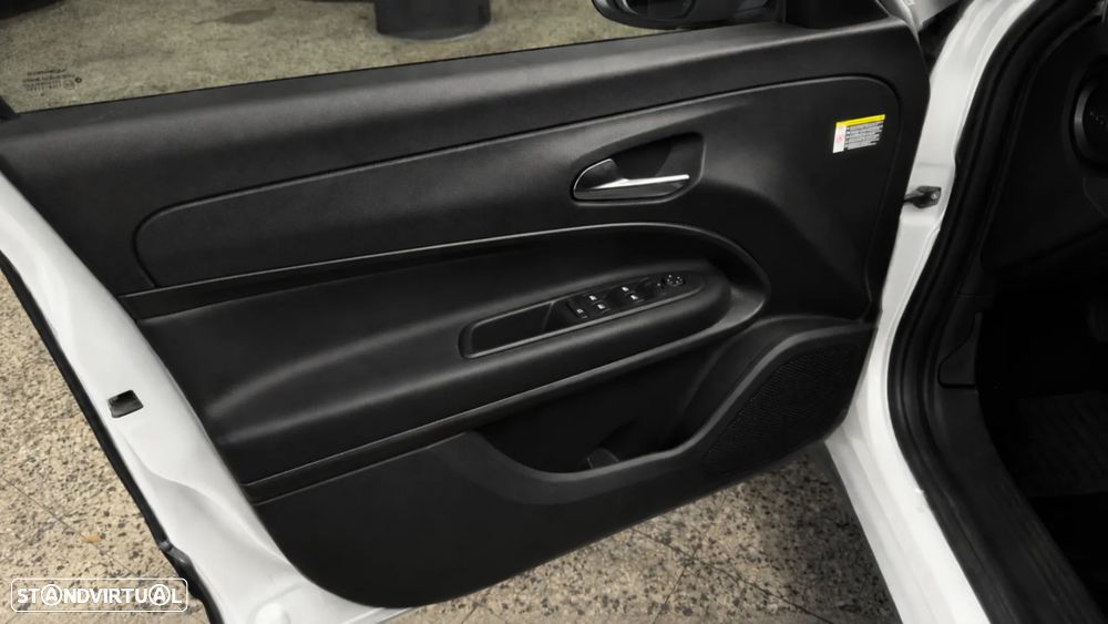 Jeep Avenger 54 kWh Altitude - 14