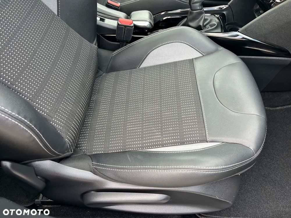 Peugeot 2008 PureTech 110 Stop&Start Allure - 19