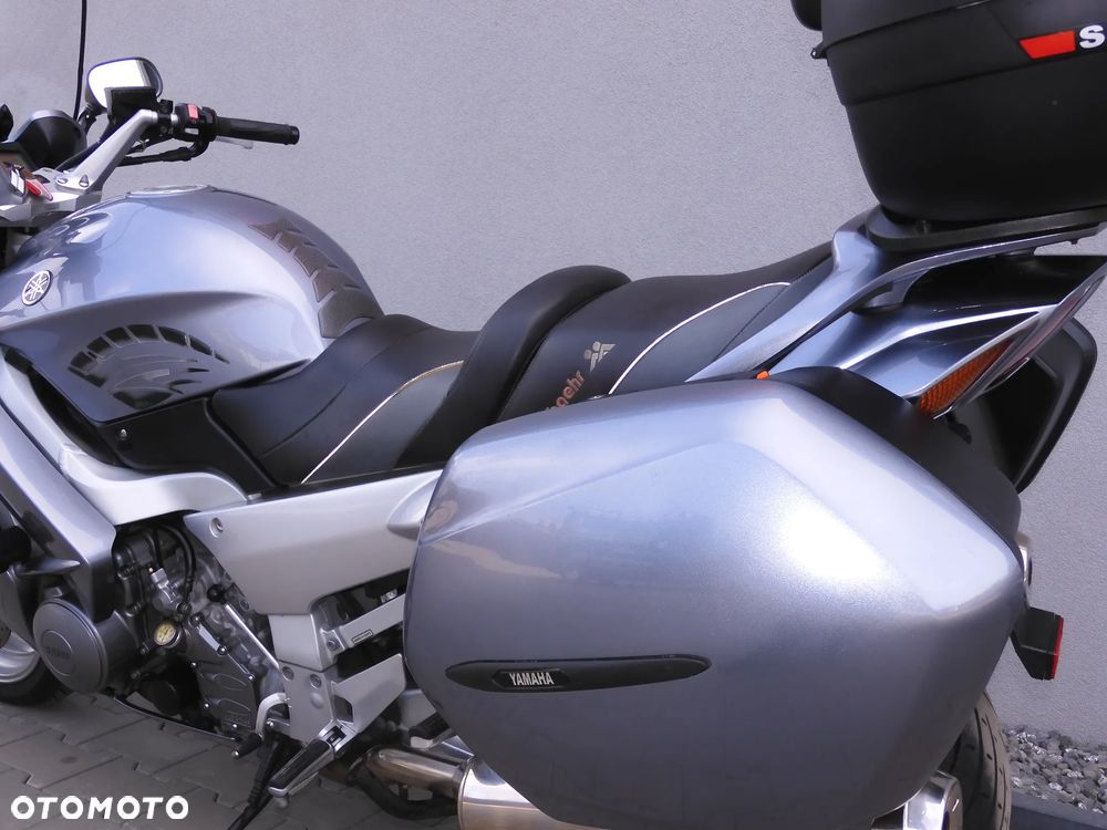 Yamaha FJR - 32